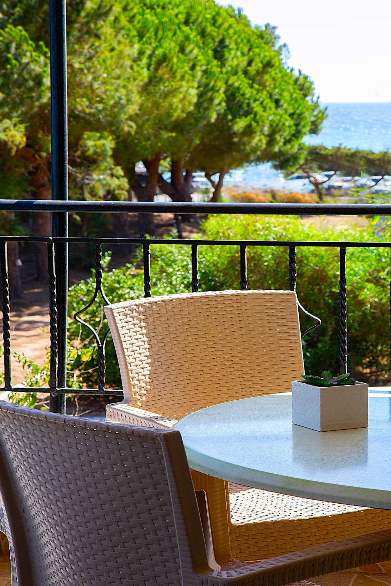 Romanos Beach Villas المظهر الخارجي الصورة