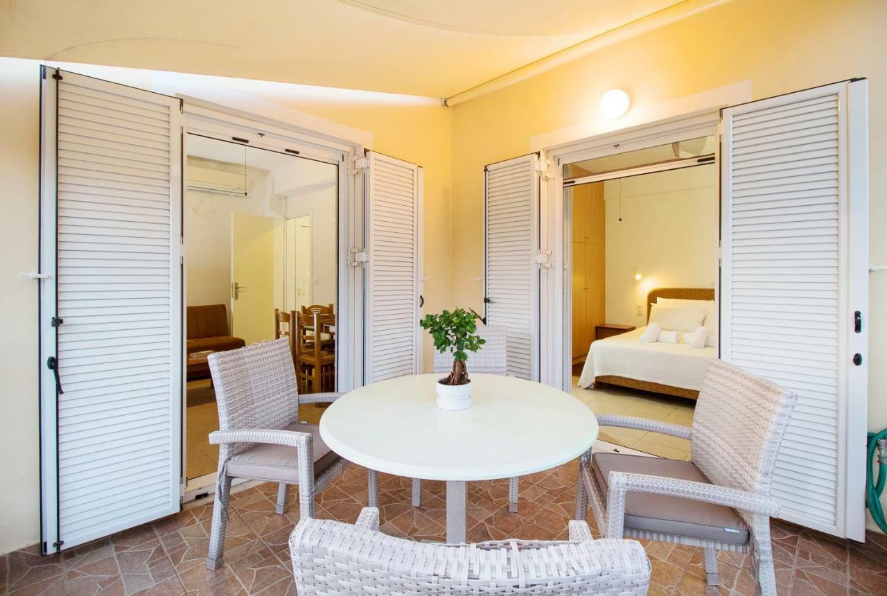 Romanos Beach Villas المظهر الخارجي الصورة
