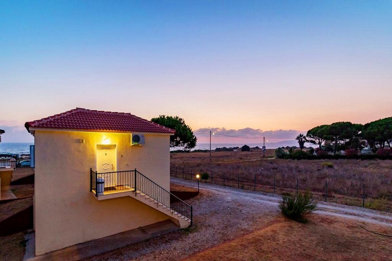 Romanos Beach Villas المظهر الخارجي الصورة