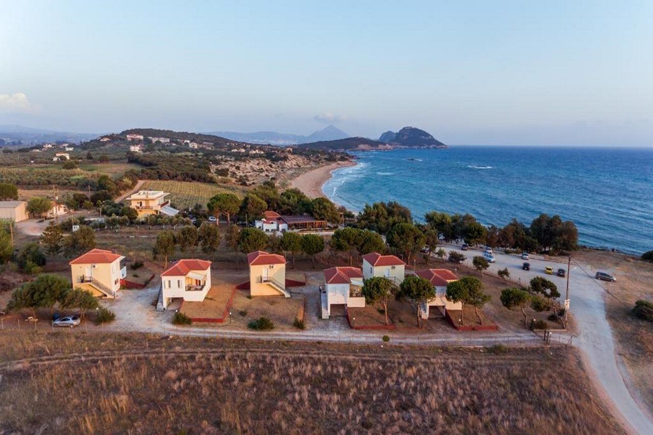Romanos Beach Villas المظهر الخارجي الصورة
